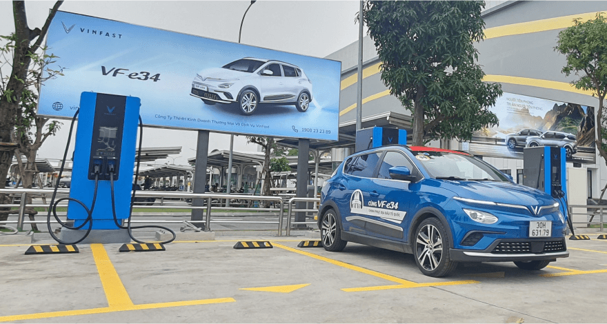 Chính sách sạc pin V-Green